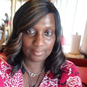 Meet your Posher, Regina